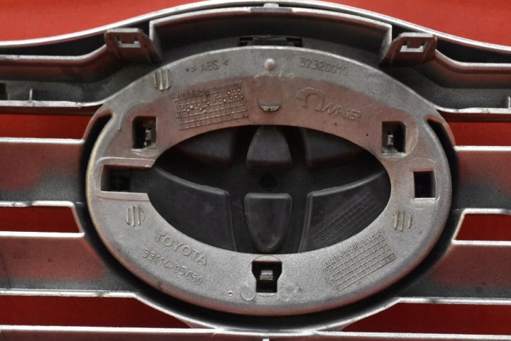 фото №10, Решітка решітка радіатора хром 53114-05060 toyota avensis t25 02-06