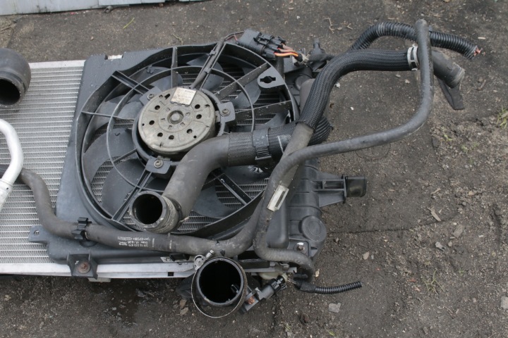 фото №5, Радіатор opel astra h 1.6 t