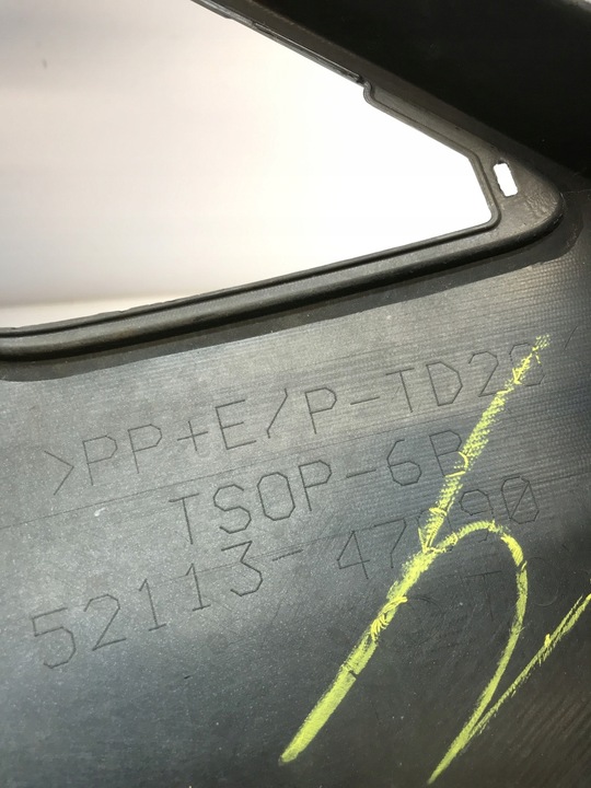 фото №8, Toyota prius prime бампер уголок правые перед 52113-47080