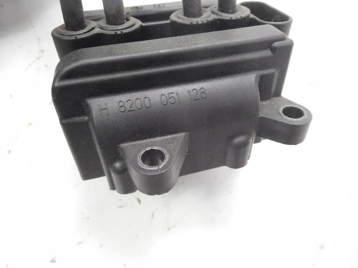 фото №9, Котушка запалювання renault clio ii oem номер 8200051128