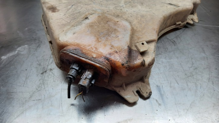фото №7, Бачок жидкости dpf 20012990100 citroen c5 i 00-04r