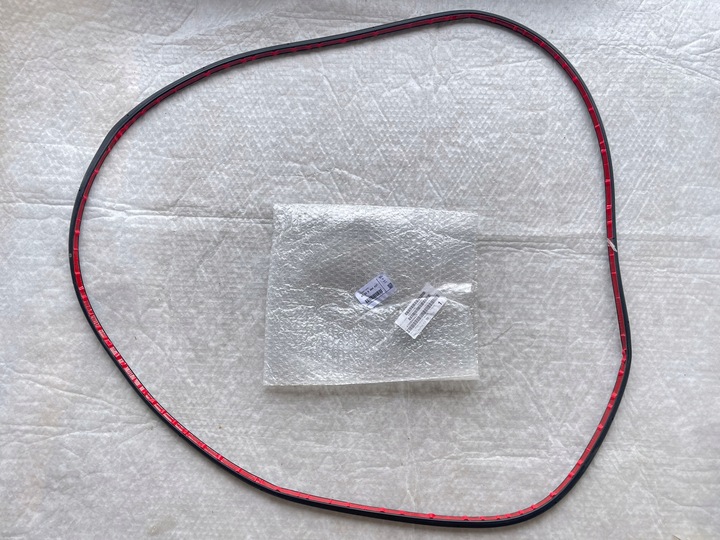 фото №1, Нова оригінальна прокладка двері land rover evoque l551 права ліва перед