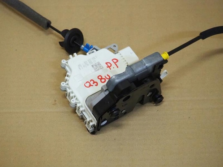 фото №2, Замок двері праві перед audi q3 8u