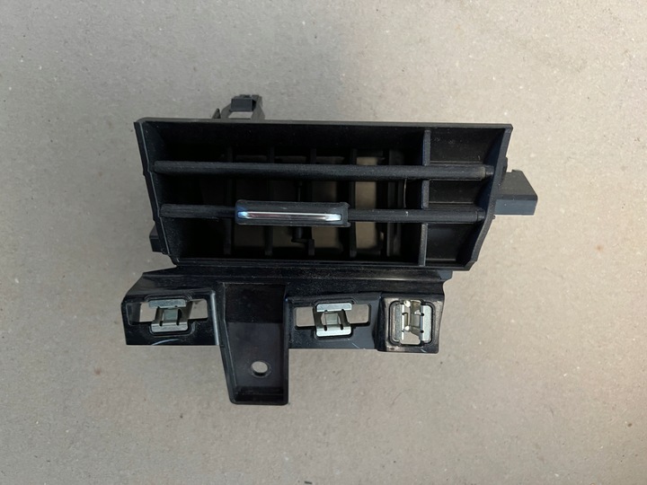 фото №1, Renault clio v решітка повітропровід ліва 687515357r