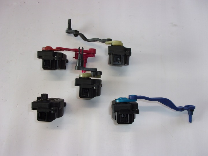 фото №3, Моторчик нагревателя комплект 09180200 opel vectra c