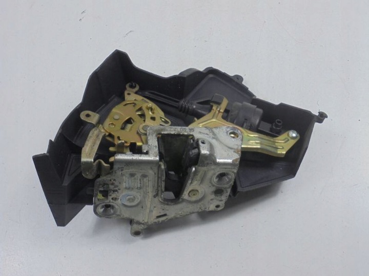 фото №1, Mercedes c w202 замок двері зад лівий 2027300535