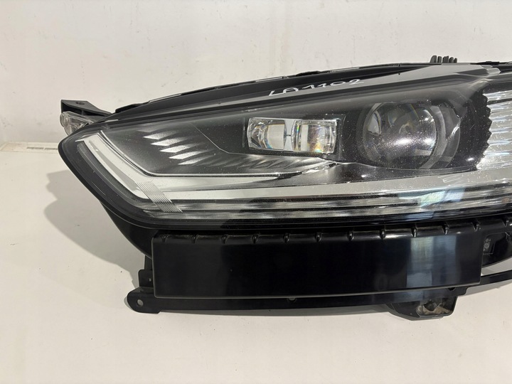 фото №10, Лампа правий лівий перед комплект повний led ford mondeo mk5 es73-13d155-af