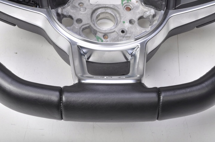 фото №9, Vw tiguan ii руль кожаный лепестки