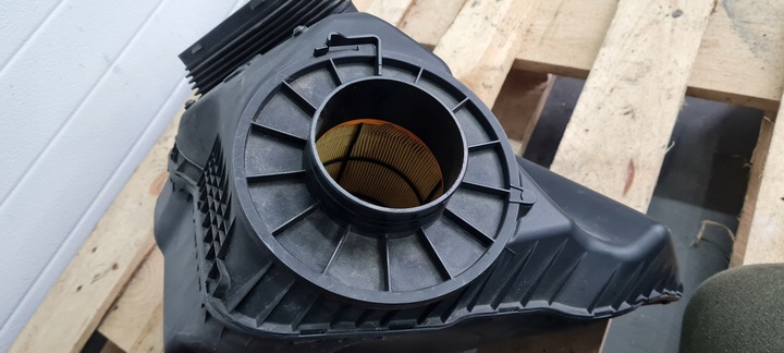 фото №11, A6 c7 4g корпус фильтра воздуха 2.8 fsi chv 4g0133836q a7 4g