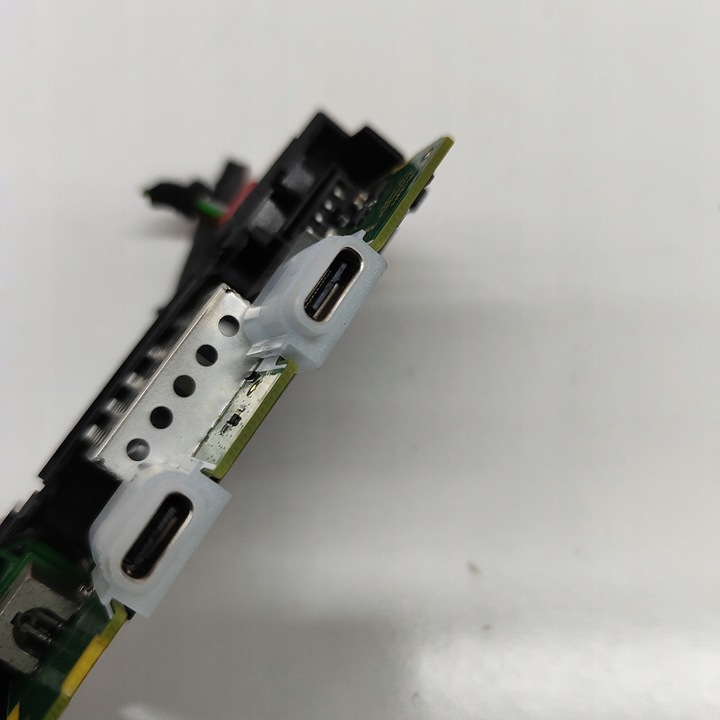 фото №5, Audi q4 sportback e-tron 2023 гніздо / з'єднувач usb