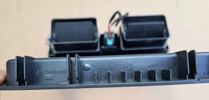 фото №10, Vw touran решітка повітропровід 1t1819728b