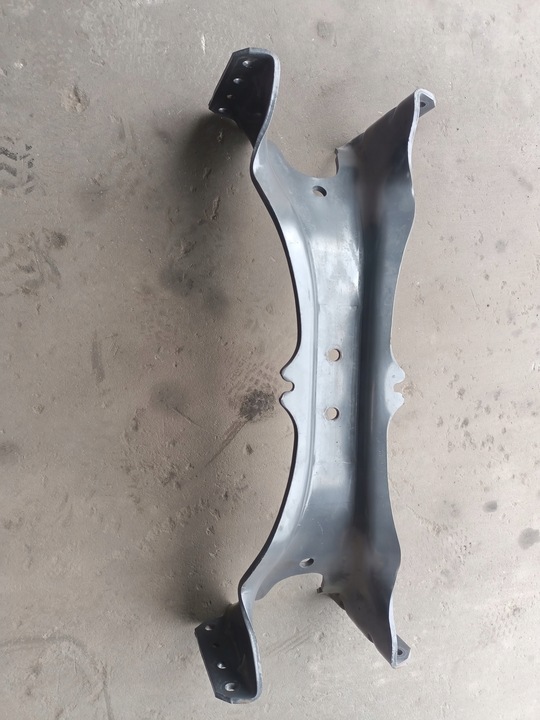 фото №1, Балка поперечина кронштейн рамы scania r s