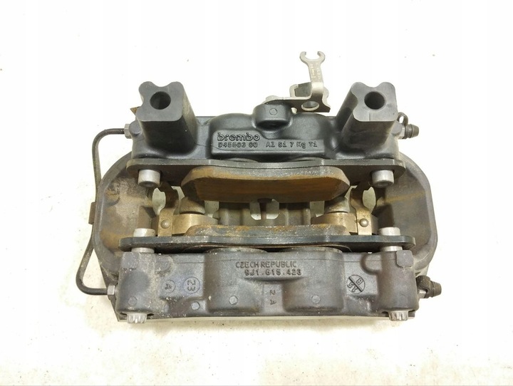 фото №7, Porsche taycan 9j1 2023 задний суппорт тормозной 9j1615403am