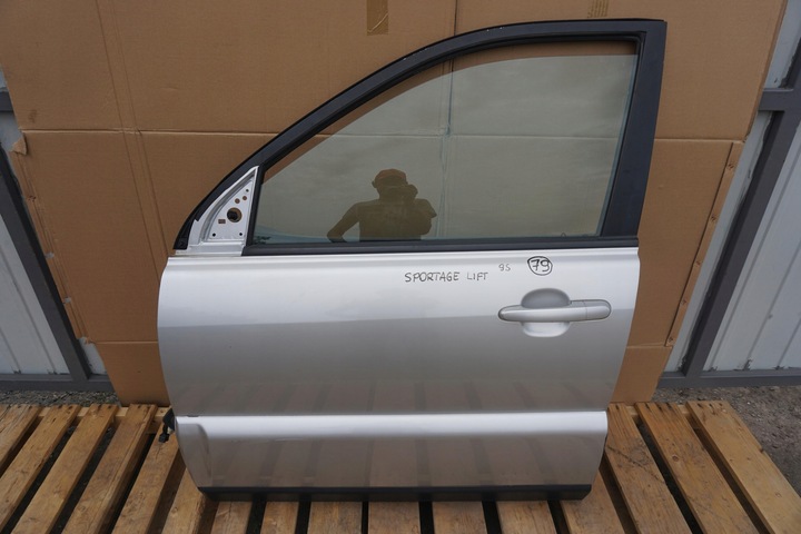 фото №1, Kia sportage ii je дверь левая передние 9s планка серебристый стекло nr.80