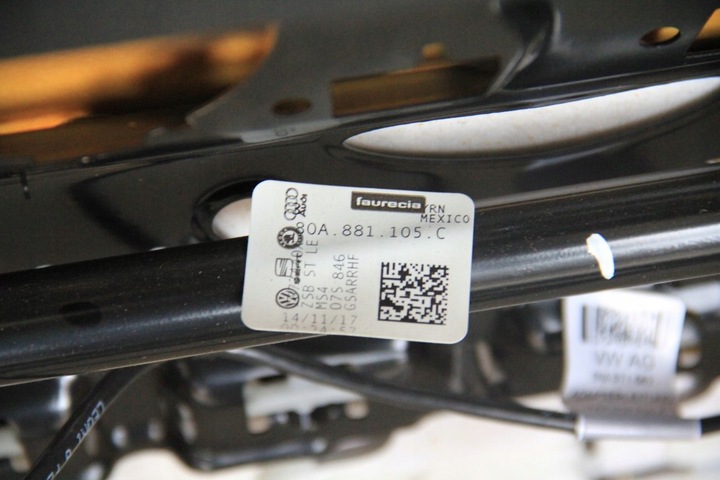 фото №6, Сидіння водія vw tiguan allspace 5nn 5nl матеріал