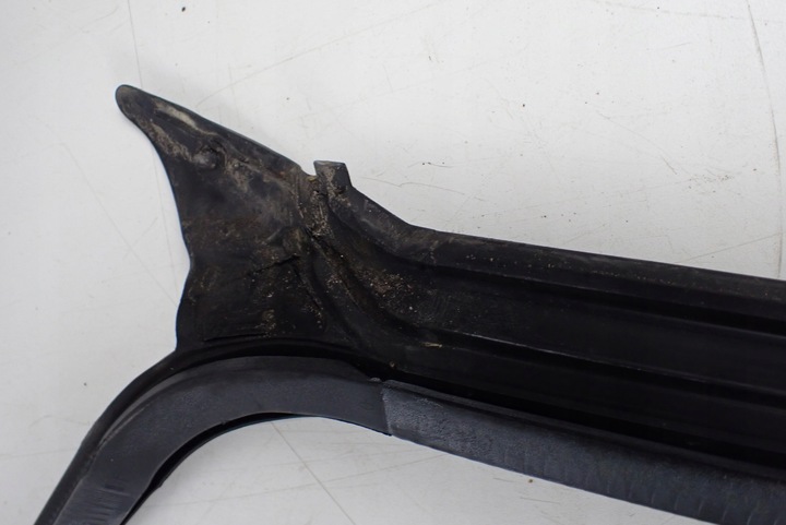 фото №10, Прокладка двері лівий зад ліва заднє audi a5 8t 8t8833707c