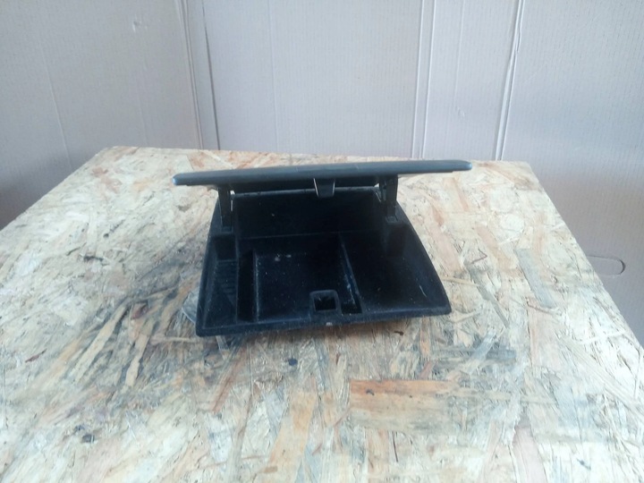 фото №8, Бардачок панели распределительной пассажира vw sharan i fl