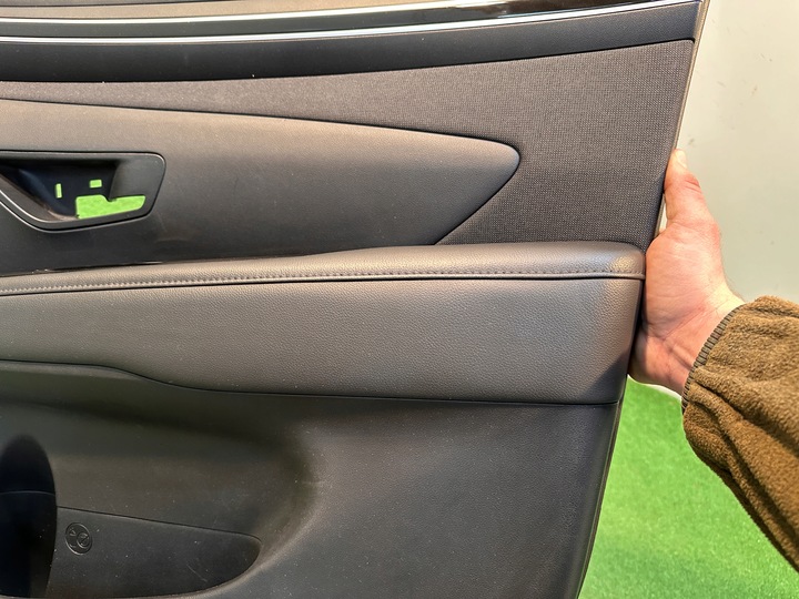 фото №8, Hyundai tucson iv оббивка боковина двері праві перед 82380-n7010