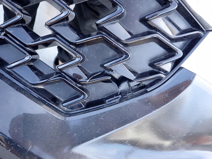 фото №10, Suzuki sx4 s-cross 21- бампер перед переднее pdc