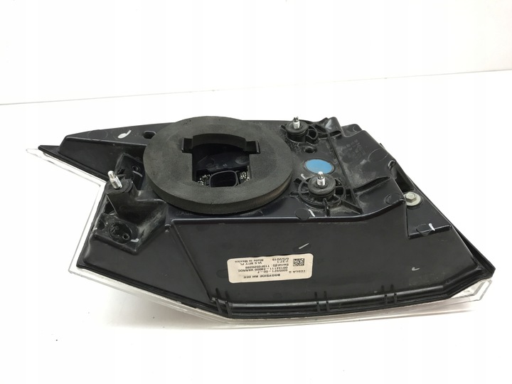 фото №12, Tesla s лампа задняя правая зад 6005921-00-f