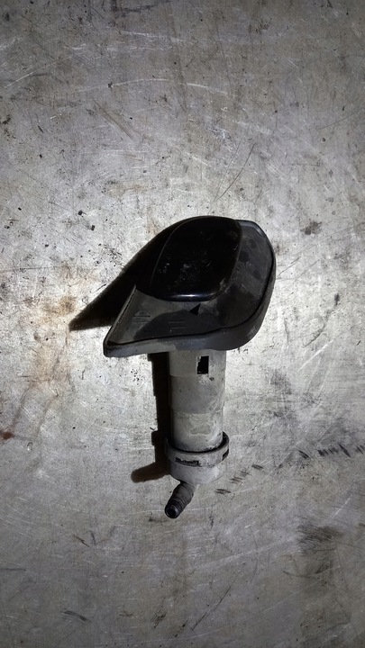 фото №1, Распылитель фара правые saab 93 04r