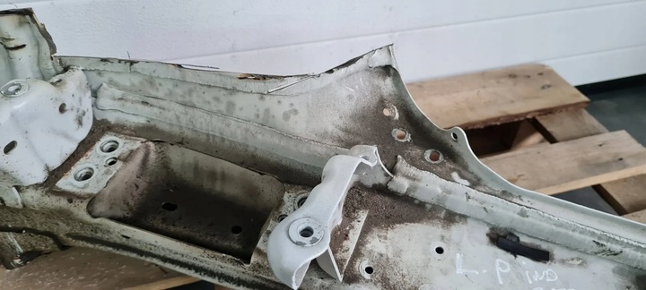 фото №6, Q3 83a лонжерон левая левый перед передняя ls9r