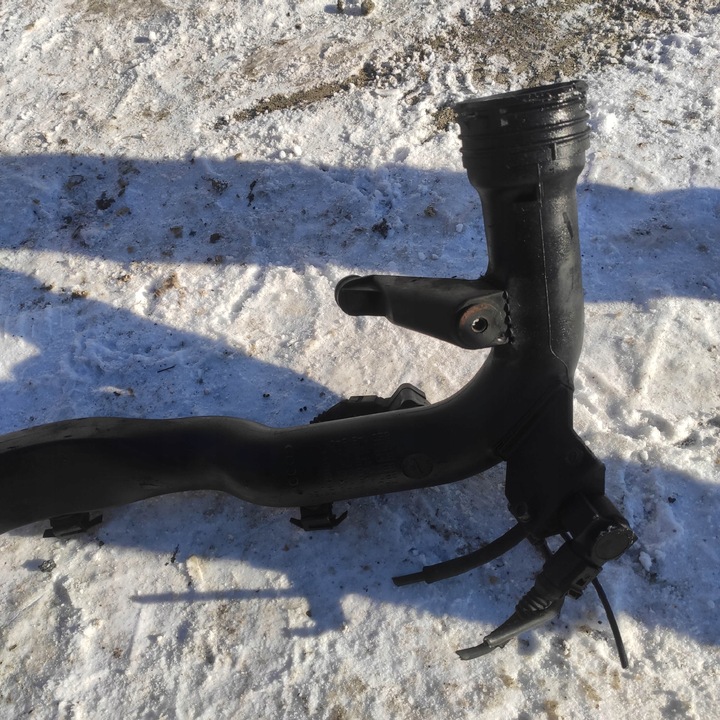 фото №7, Труба повітря повітропровід skoda superb 1.9tdi awx 8e0145762b