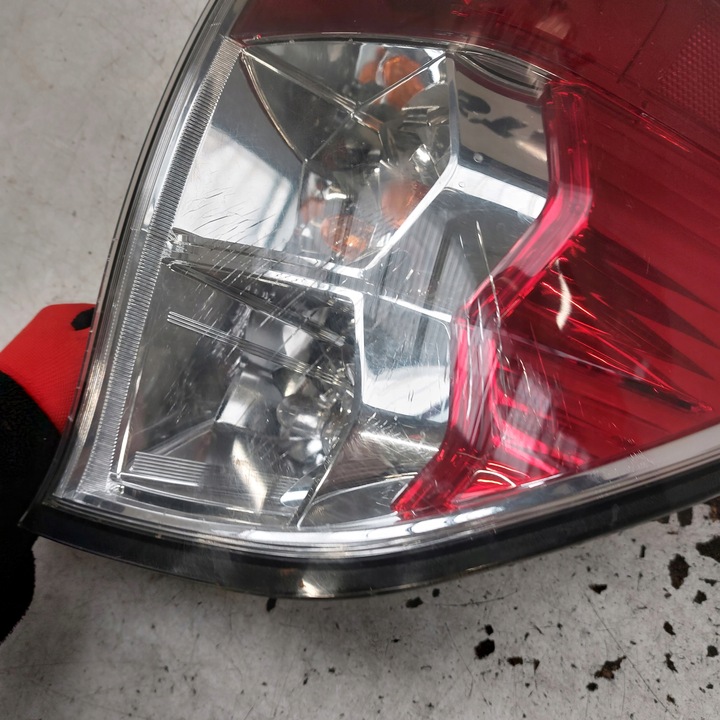 фото №3, Subaru forester sh лампа правая задняя