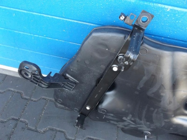 фото №7, Volvo v90 ii 2.0 d4 бак топлива bak 31405479