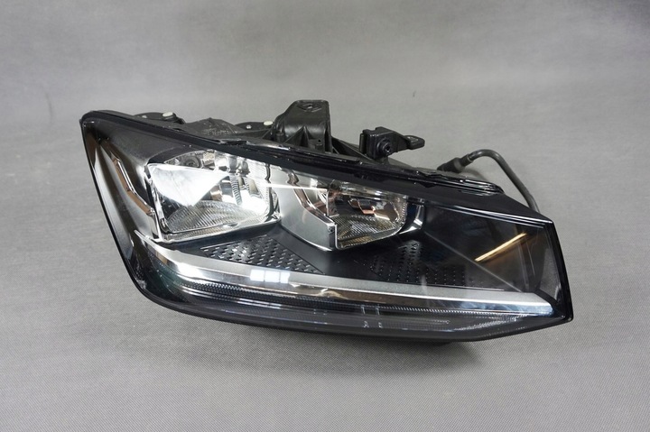 фото №1, Лампа правая передняя audi q2 81a 81a941004a