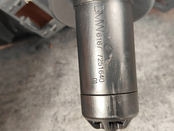 фото №7, Кріплення ковзун бампера лівий + галоген + розпилювач bmw x3 f25 m набір