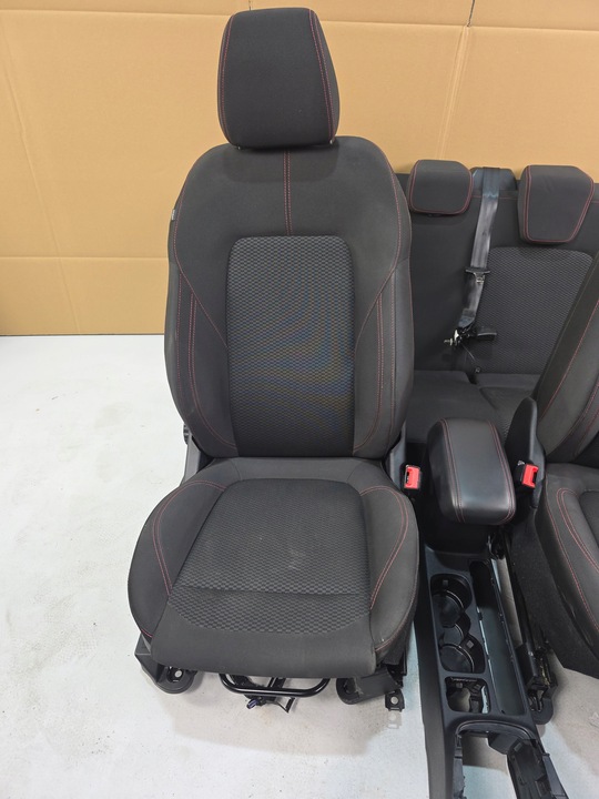 фото №3, Сидіння диван салон ford puma ii mk2 червона nić