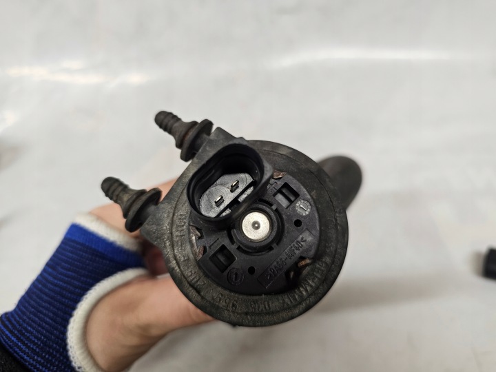 фото №6, Volkswagen audi додатковий помпа основний  1j0965561