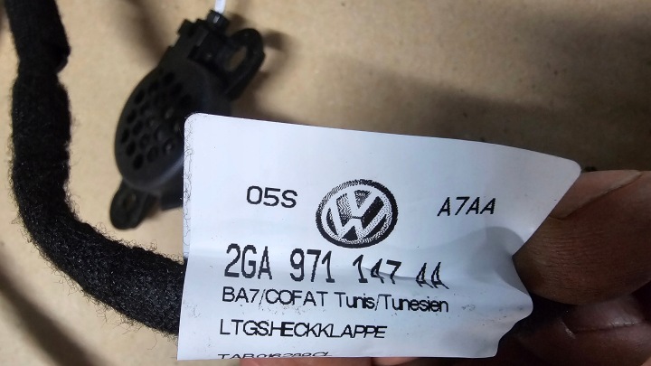 фото №6, Vw t-roc доводчик замок instalacja кришки el 2ga827506a 3g0827887c