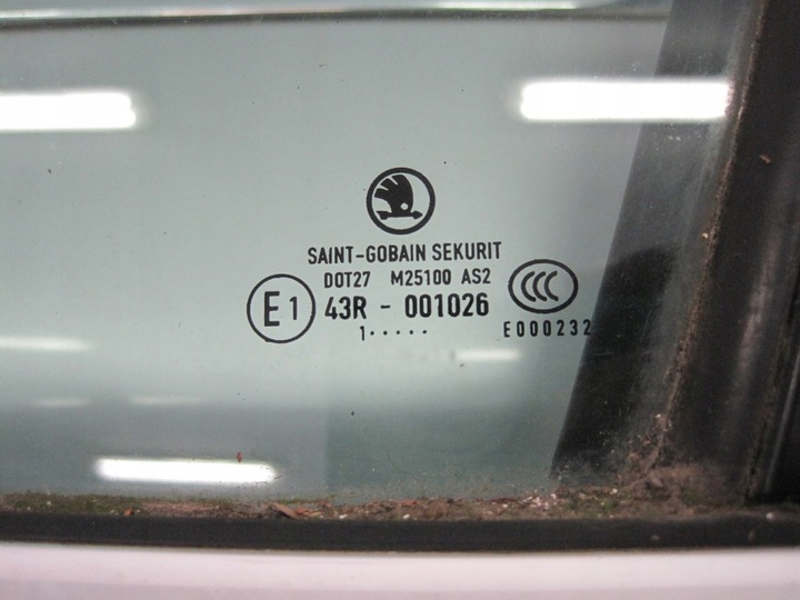 фото №11, Дверь левая передние skoda superb iii 11r 3t0