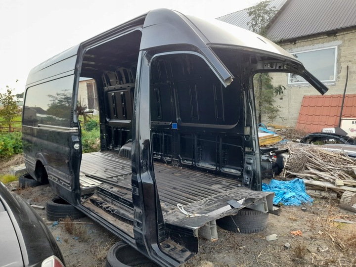 фото №1, Mercedes sprinter w906 четверть bok правые зад кузов
