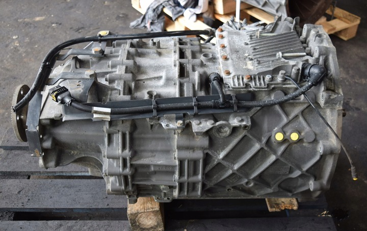 фото №2, Комплектна коробка передач коробки передач daf xf cf 106 автомат zf astronic 12 as 2330 td