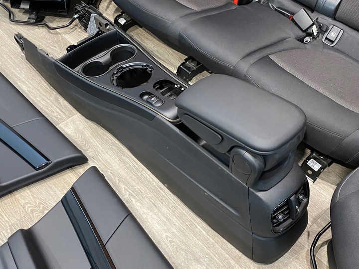 фото №10, Mini f60 countryman салон сиденья диван идеальные