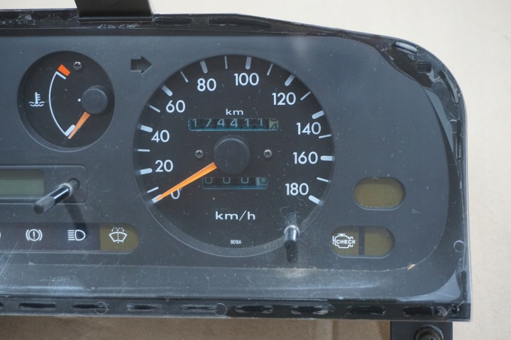 фото №7, Nissan terrano ii спидометр приборы km/h 2,4 12v 93-96r европа
