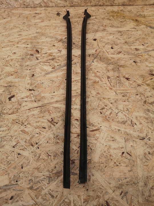 фото №5, Vw golf 6 vi планка скла лобовий 5k0854320 5k0854319