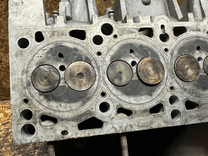 фото №8, Головка комплектна вал 2.5 tdi axd bnz r 070103373c герметична перевірена