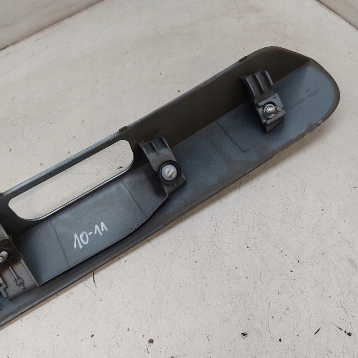 фото №7, Peugeot 5008 накладка крышки + микровыключатель код lak. kgyc 9684414777