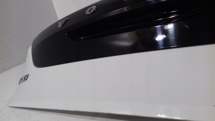 фото №10, Volvo v40 задня кришка 2012 рік біла