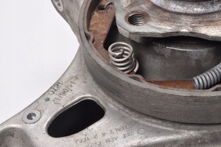 фото №10, Ferrari california 4.3 поворотный кулак левый зад 28a34101 238468