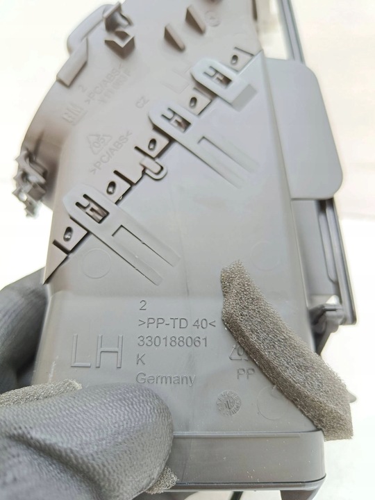 фото №11, Opel zafira c 2012 боковая решётка воздуховод панели распределительной