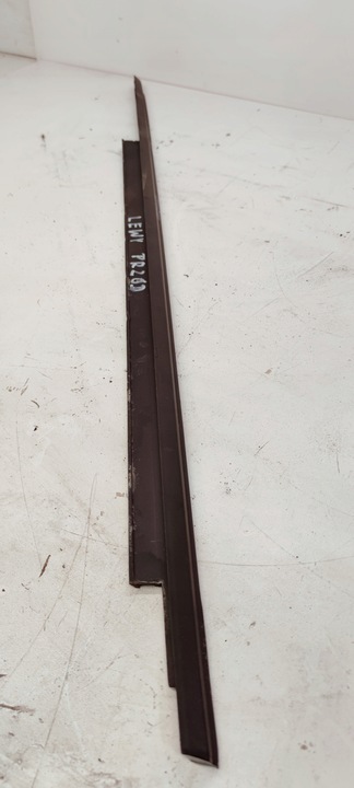 фото №3, Планка дверь левый перед mat audi q5 8r 8r0837477c