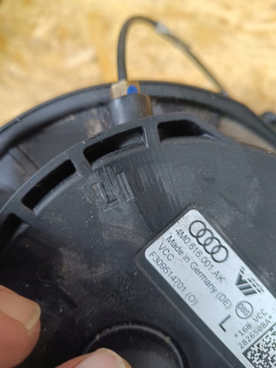 фото №5, Повітряна подушка подушка зад права 4m0616002 ak audi q8 4m