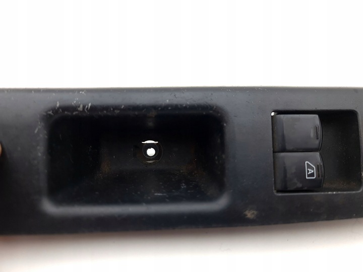 фото №8, Nissan 350z 2004 перед сторона правая кнопки стекло