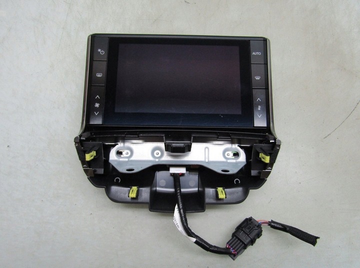 фото №1, Mazda mx-30 22r дисплей экран монитор d30l-61190 d30l-61190c