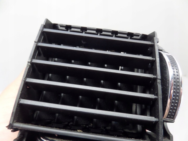 фото №7, Решётка воздуховод правая средняя vectra c signum 02-08